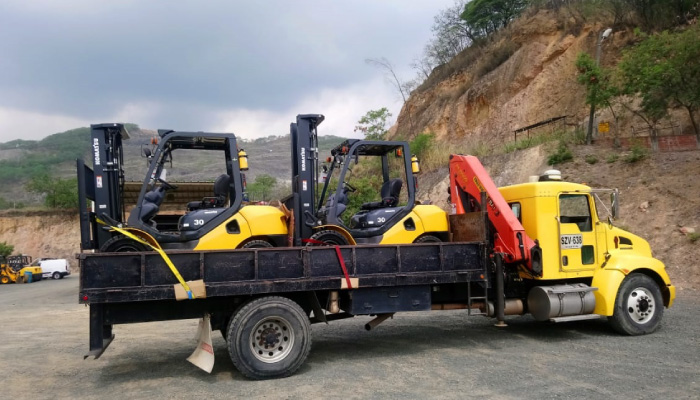 Transporte de carga y maquinaria pesada